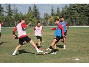 Eskişehirspor, Denizlispor maçının hazırlıklarını tamamladı