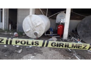 Tankın içinde baygın bulunan genç hastaneye kaldırıldı