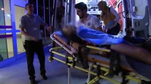 Eşini rahatsız ettiğini öne sürdüğü market sahibini bıçakladı