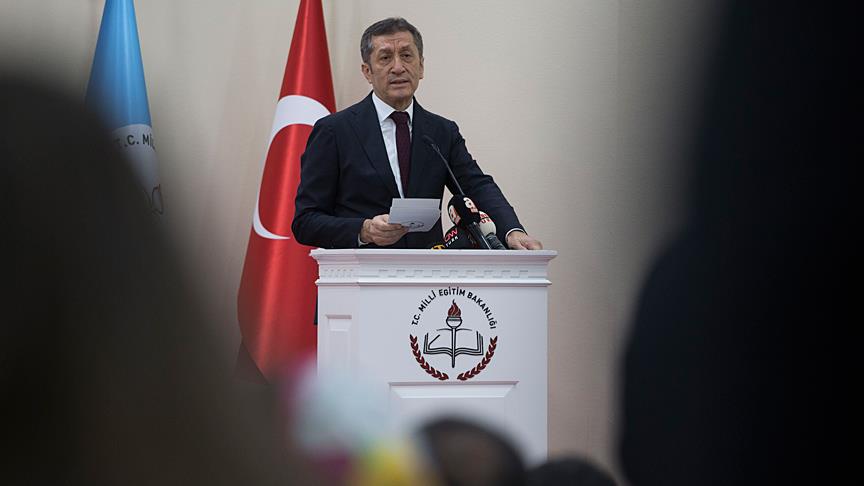 "Milli eğitim ailemizin her ferdi omuzlarında büyük sorumluluk taşıyor"
