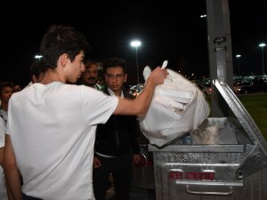 Konyaspor taraftarından örnek davranış