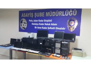 Mersin’de yasa dışı bahis operasyonu: 17 gözaltı