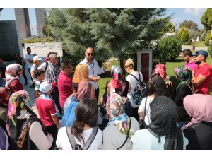 Beyşehir Belediyesi ecdatla buluşturmaya devam ediyor