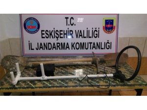 İzinsiz kazı yapan 8 kişi yakalandı