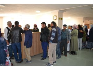 Kayıtların başladığını duyan İŞKUR’a koştu