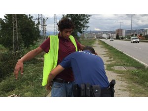 Samsun'da menfezde uyuyakalan genç, polisi harekete geçirdi