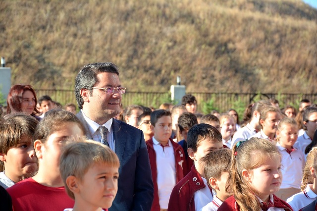 Mektebim’in 204 okulunda ders zili çaldı