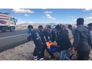 Kars'ta yolcu minibüsü devrildi: 16 yaralı