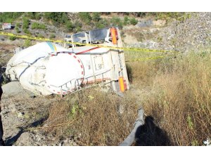Bilecik’te beton mikseri devrildi: 1 ölü
