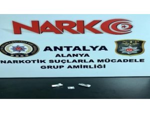 Alanya’da uyuşturucu operasyonu: 5 gözaltı