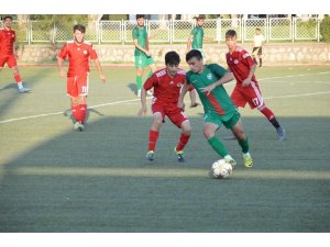 Amed Sportifin gençleri iyi yolda