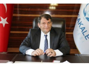 Belediye başkanının aracına silahlı saldırı