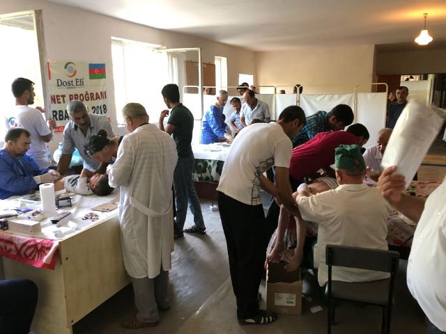Azerbaycan’da Çocuklar Sünnet Oldu