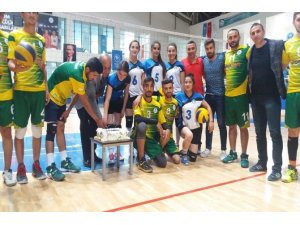 Voleybolculardan sezon açılışı