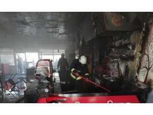 Erciş’te işyeri yangını maddi hasara neden oldu