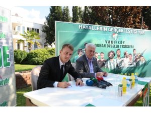 Bursaspor'da Ertuğrul Ersoy'un sözleşmesi uzatıldı