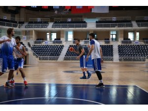 Denizli Basket çalışmalarını sürdürüyor