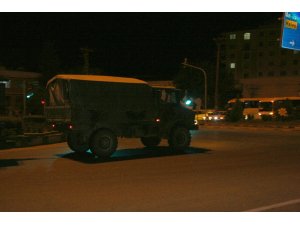 Kilis’ten askeri sevkıyat sürüyor