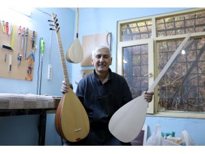 Gündüz haber peşinde akşam "bağlama" üretiminde