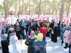 Beyşehir'de annelere özel Çanakkale gezisi