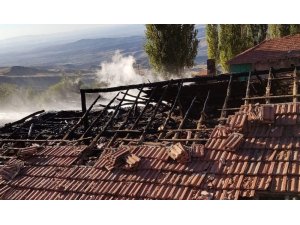 Sungurlu’da köy yangını