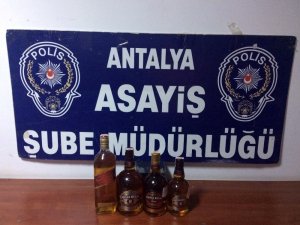 Antalya’da büfe hırsızları yakalandı