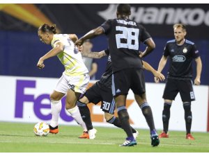 UEFA Avrupa Ligi: Dinamo Zagreb: 2 - Fenerbahçe: 0 (İlk yarı)