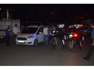 Polis rögar kapağı hırsızlarını kıskıvrak yakaladı