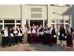 Köylü kadınlar internetten ticaret yapmayı öğrendi