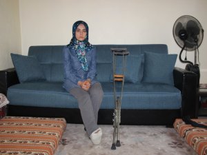 Ölü taklidi yaparak elinden kurtulduğu katilin bulunmasını istiyor