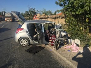 Afyonkarahisar’da trafik kazası; 3 ölü 1 ağır yaralı
