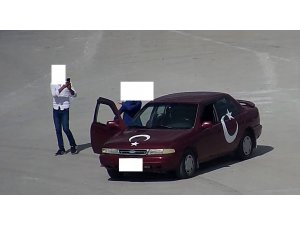 Türkiye’de ’kiki challenge’ yapan sürücüye ceza