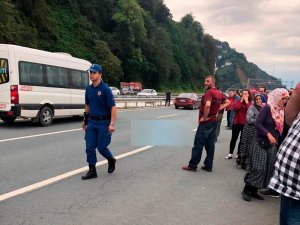 Yoldan karşıdan karşıya geçerken hayatını kaybetti