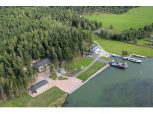 Finlandiya polisi Rus şirketini bastı