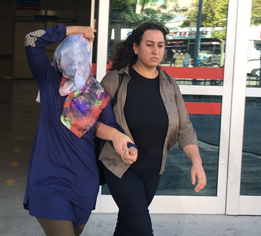 Anne ve çocuklarının üzerine kimyasal madde atıldığı iddiası