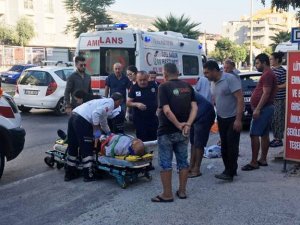 Milas’ta motosiklet, yayaya çarptı; biri ağır, 2 yaralı
