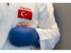 Karate milli takımından tarihi performans