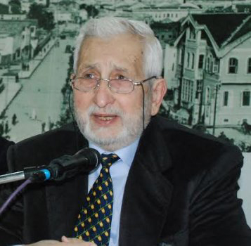 İzzet Koyunoğlu, vefatının 44. yılında konuşuldu