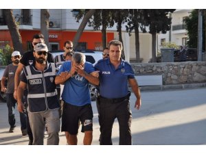Uyuşturucu ticareti yaparken suçüstü yakalandılar