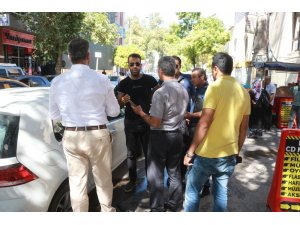 Bankadan çıkan iş adamını takip edip soydular