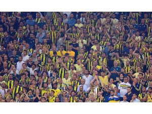 Fenerbahçe tribünlerinde Ersun Yanal sesleri