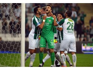 Okan Kocuk, Muslera’yı geride bıraktı