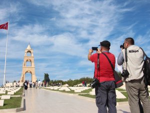 Fotoğrafçılar, Çanakkale’de ecdatla buluştu