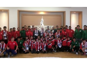 Güreşte altın madalya Sancaktepe’de