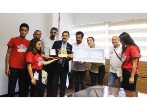 Rektör Çiçek’ten TEKNOFEST şampiyonlarına destek