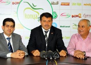 Kışlık ayakkabılar görücüye çıkıyor