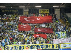 Fenerbahçe taraftarları biletleri bitirdi