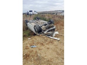 Hurdaya dönen araçtan sağ çıktı