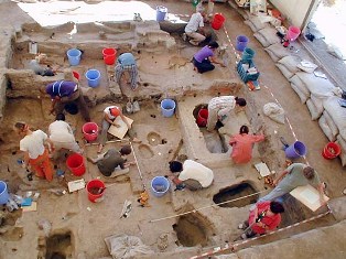 Arkeolojik kazılar devam ediyor