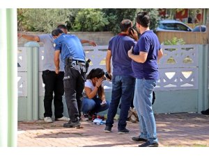 Caminin kadınlar tuvaletinden gelen sesler polisi alarma geçirdi